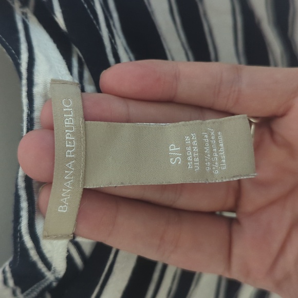 Banana Republic, nautical striped top, size small, - Picture 2 of 3